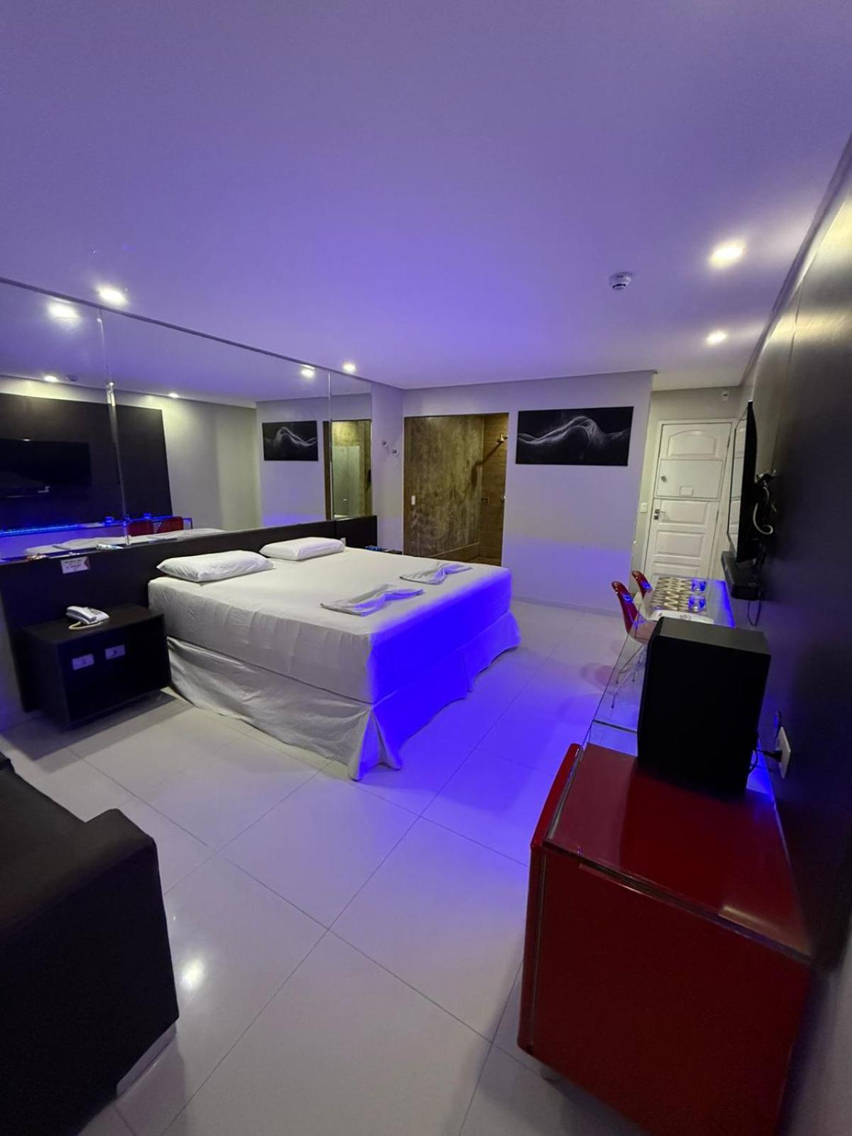 Tititi Motel (Adults Only) Olinda Luaran gambar