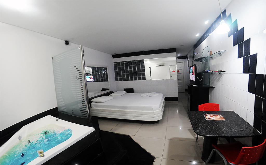 Tititi Motel (Adults Only) Olinda Luaran gambar