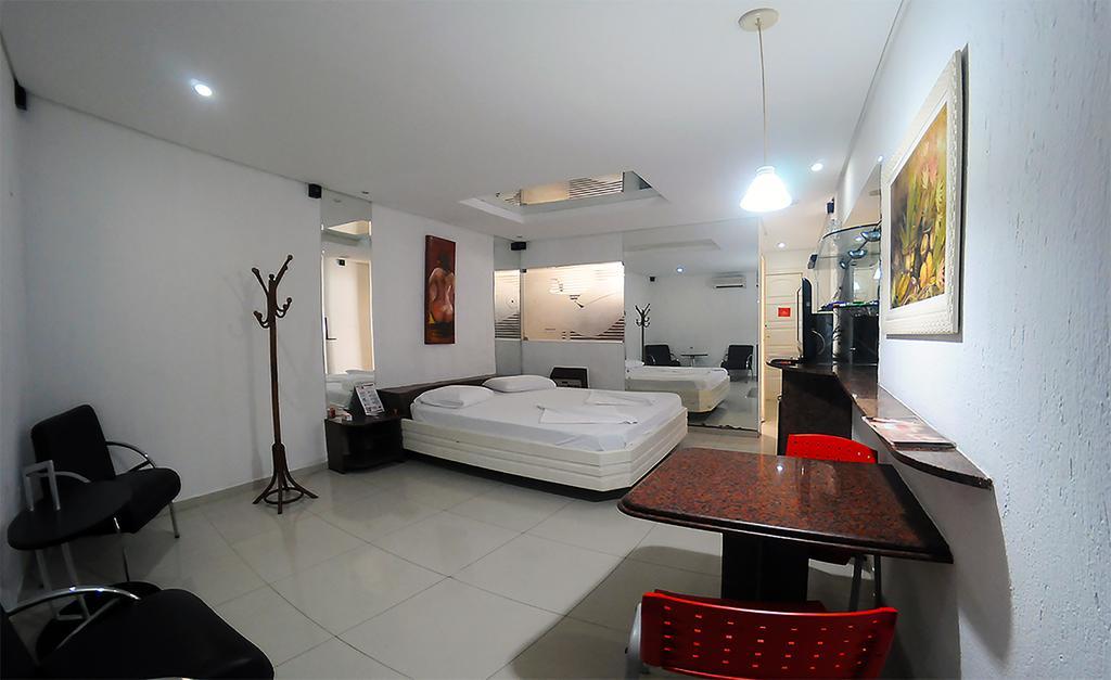 Tititi Motel (Adults Only) Olinda Luaran gambar